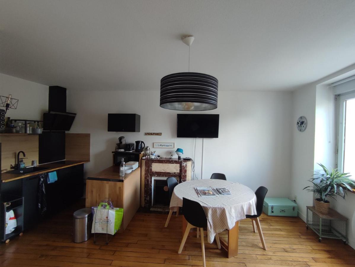 Appartement 2 Pieces Centre De Vannes Avec Parking Prive Екстериор снимка