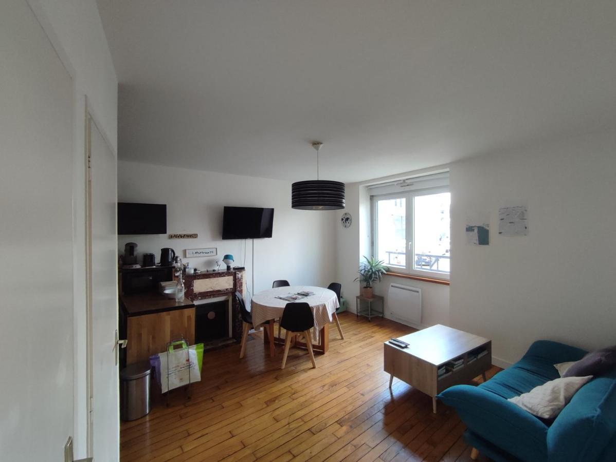 Appartement 2 Pieces Centre De Vannes Avec Parking Prive Екстериор снимка